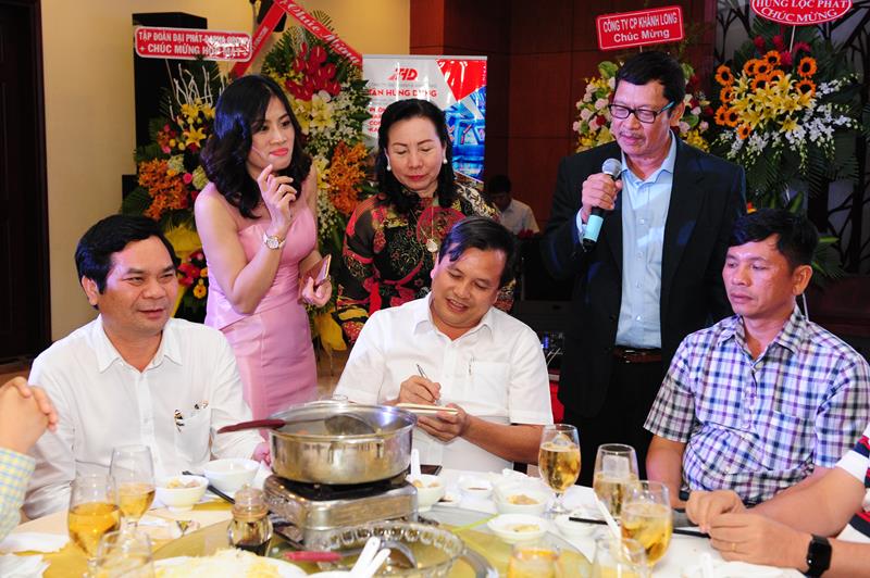 HỌP MẶT DOANH NHÂN QUẢNG NGÃI TẠI TP. HCM LẦN 7 SÔI ĐỘNG VÀ ẤM ÁP TÌNH NGHĨA 