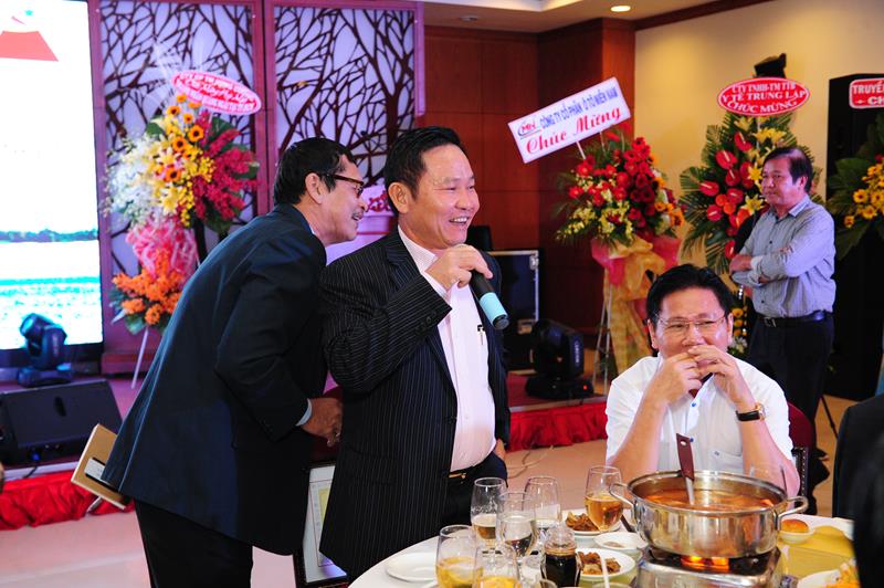 HỌP MẶT DOANH NHÂN QUẢNG NGÃI TẠI TP. HCM LẦN 7 SÔI ĐỘNG VÀ ẤM ÁP TÌNH NGHĨA 