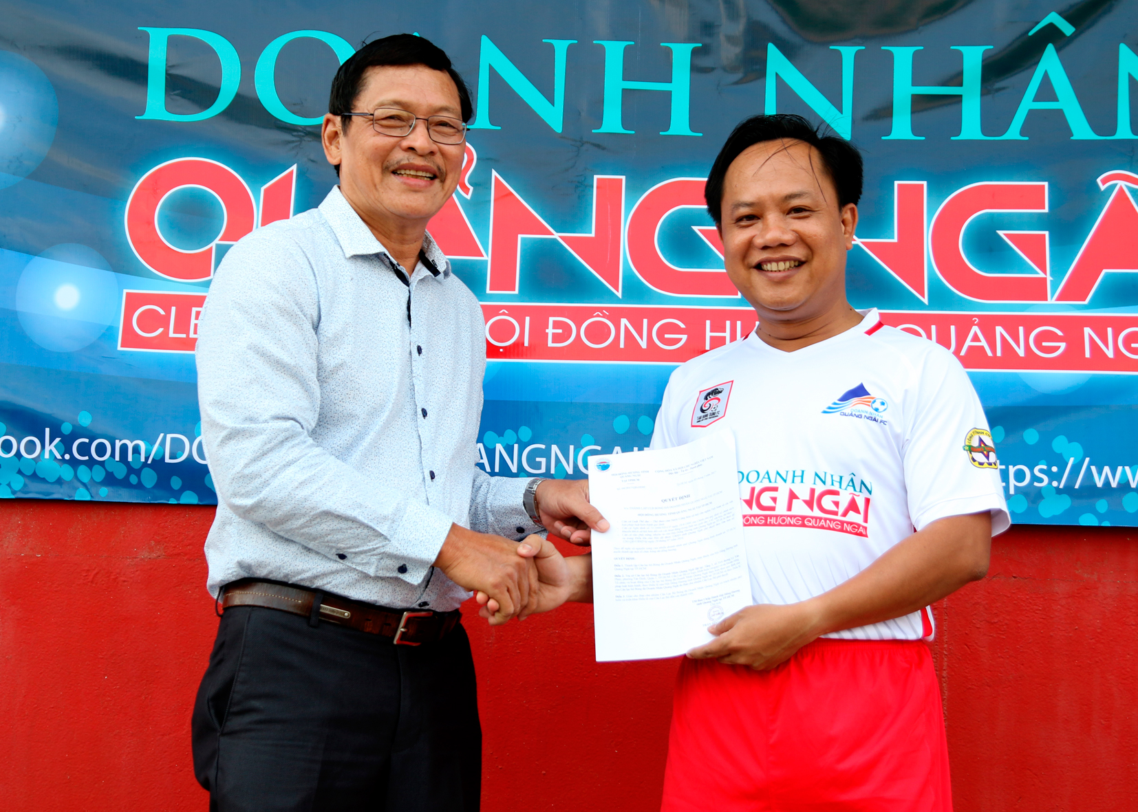 CLB Bóng đá Doanh nhân Quảng Ngãi tại TPHCM ngày 11/4/2017