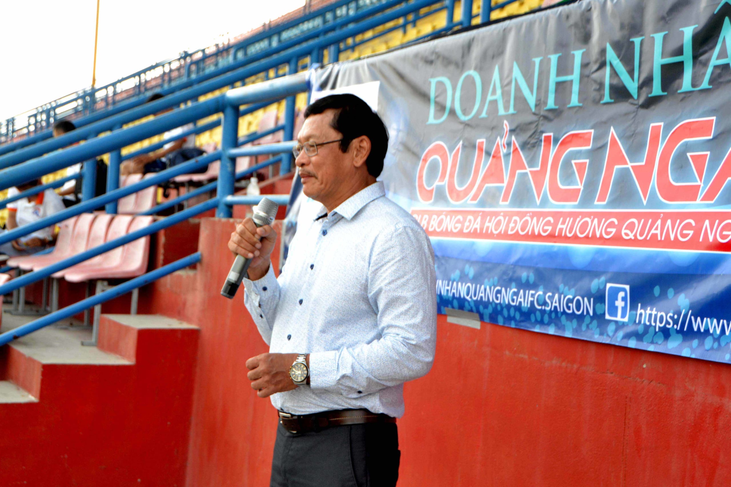 CLB Bóng đá Doanh nhân Quảng Ngãi tại TPHCM ngày 11/4/2017