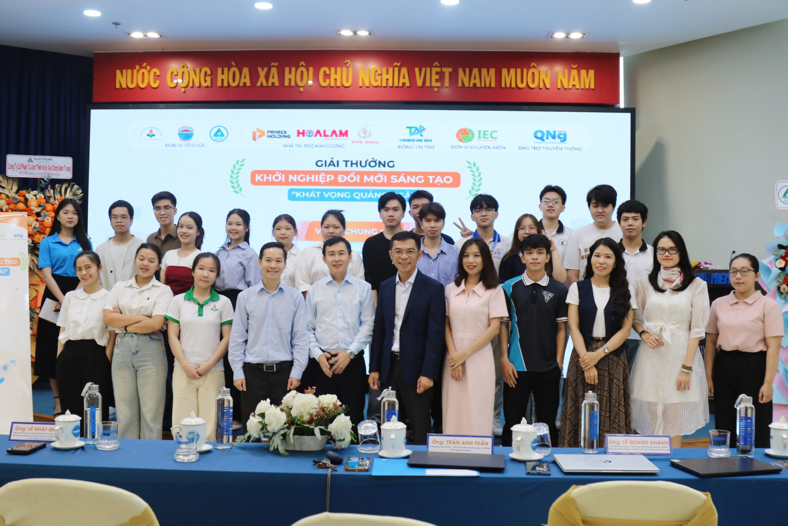 Chung Kết và Trao Giải Thưởng Cuộc Thi Khởi Nghiệp Khát Vọng Quảng Ngãi – Đổi Mới Sáng Tạo 2025 Chung Kết và Trao Giải Thưởng Cuộc Thi Khởi Nghiệp Khát Vọng Quảng Ngãi - Đổi Mới Sáng Tạo 2025